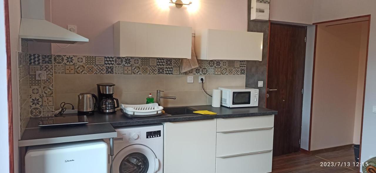 לורדה Appartements Touristique - La Colombiere מראה חיצוני תמונה